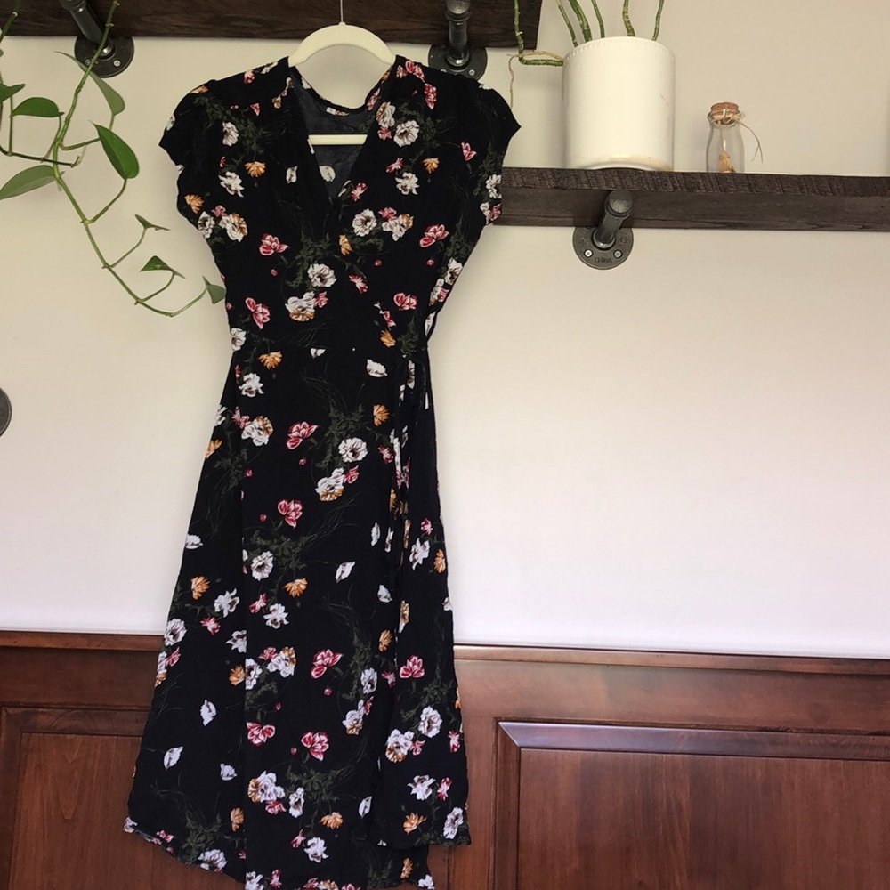 Navy Floral Wrap Midi Dress